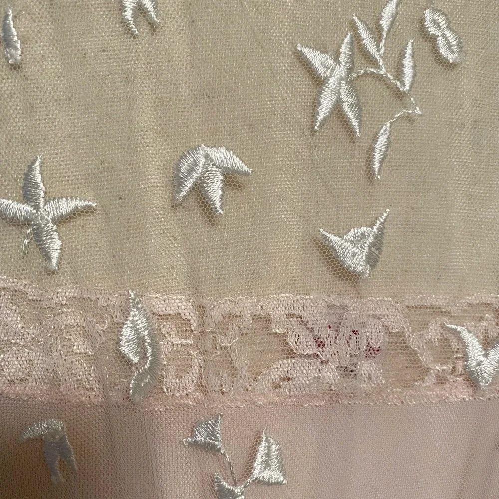 Le Rose Maya Robe - Picture 10 of 14